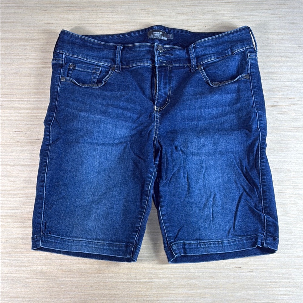 Torrid Dark‎ Blue Jean Shorts